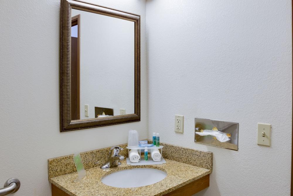Holiday Inn Express Hotel & Suites Mattoon By Ihg Kültér fotó