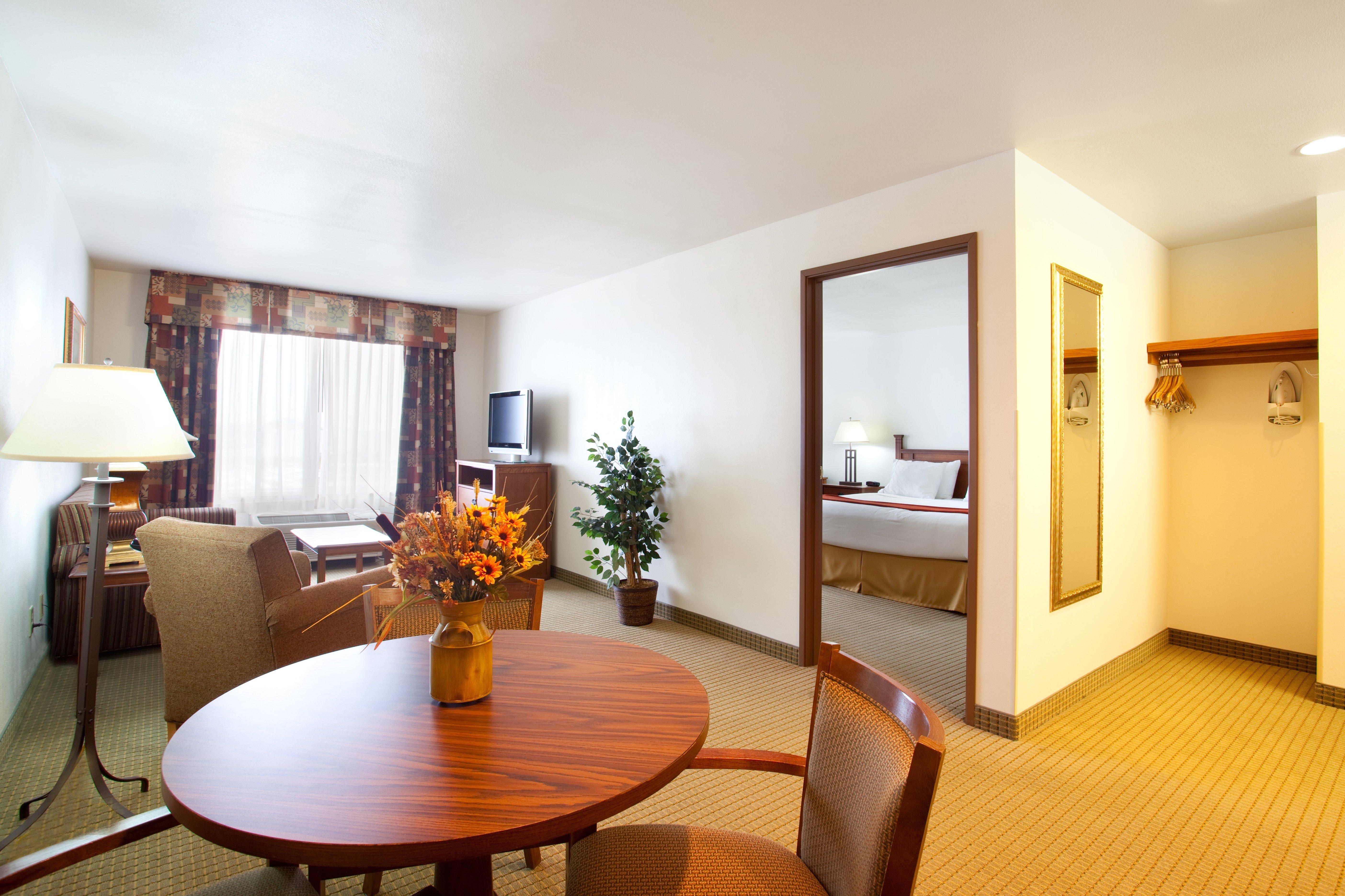 Holiday Inn Express Hotel & Suites Mattoon By Ihg Kültér fotó