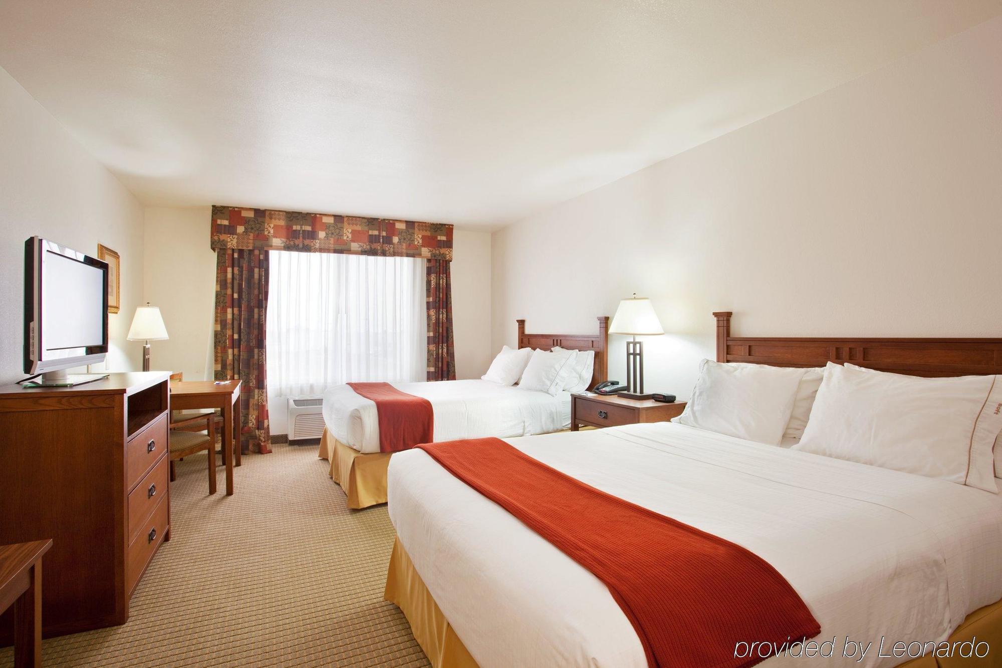Holiday Inn Express Hotel & Suites Mattoon By Ihg Szoba fotó